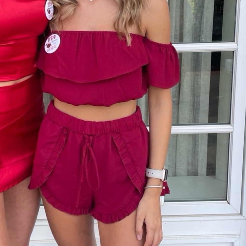 Crimson shorts set